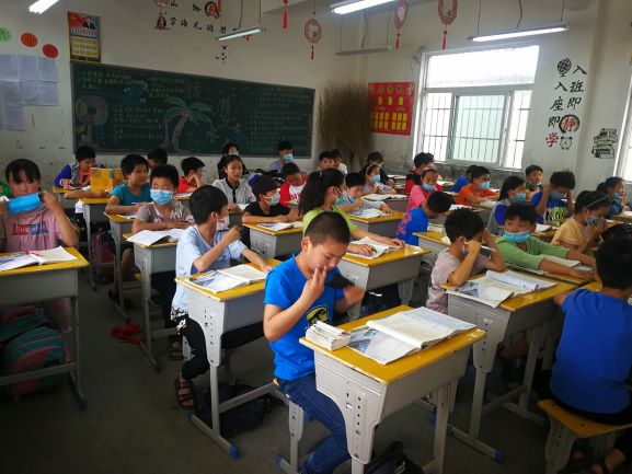 “雙線五包”控掇保學 阻斷貧困代際傳遞——蚌埠市教育局扶貧案例